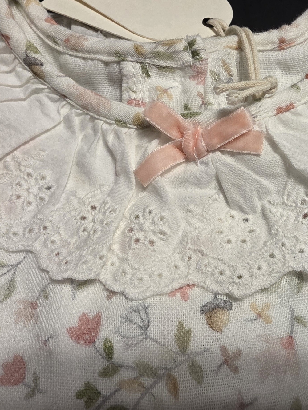Elegant Baby Delicate Floral Ruffle Collar Baby Romper - White with Pink & Green - Picture 8 of 12